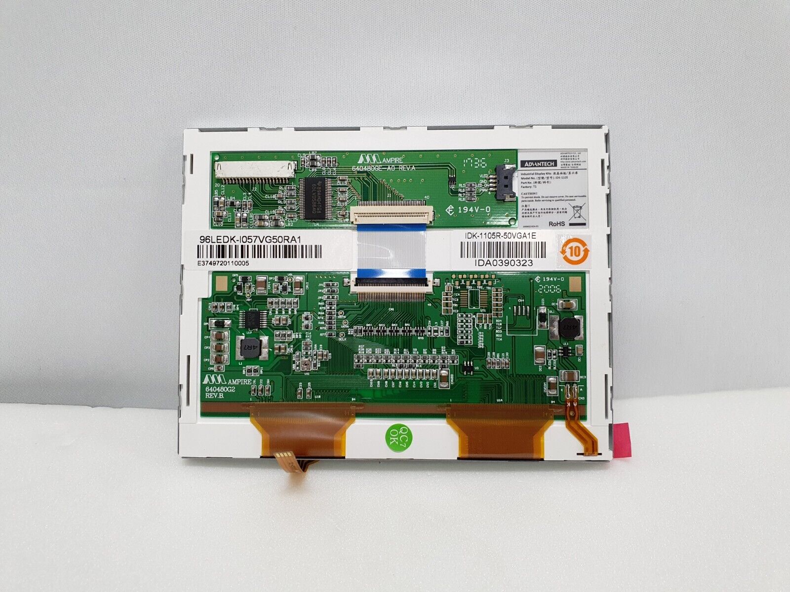 Advantech IDK-1105R-50VGA1E , 5.7" VGA Display Kit